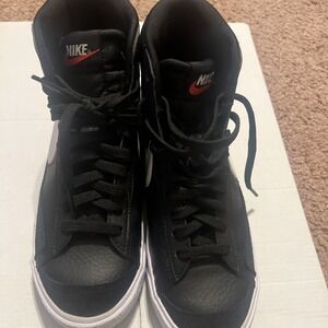 Nike Black White Blazers Size 6.5Y